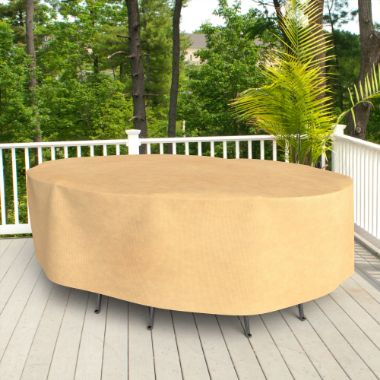 Photo de Small Oval Table and Chairs Combo Covers - Classic