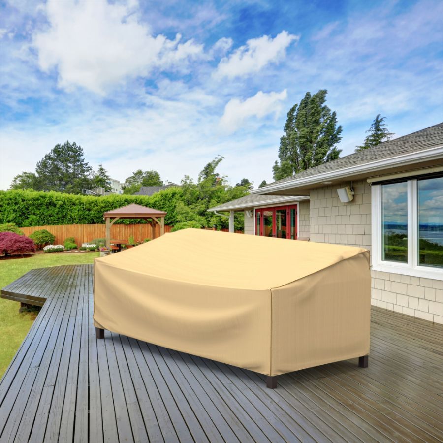 Photo de Medium Outdoor Loveseat Cover - StormBlock™ Signature Tan