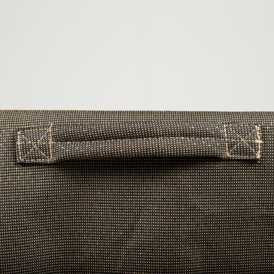 Photo de Oval Table Covers 60 in Long - StormBlock™ Platinum Black and Tan Weave