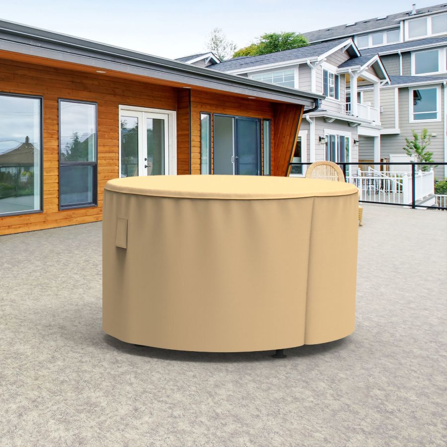 Photo de Round Table Covers - StormBlock™ Signature Tan