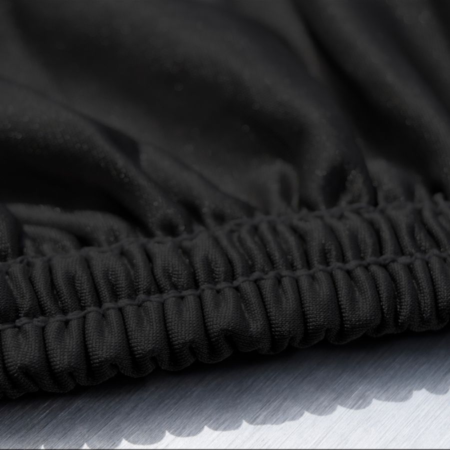 Photo de Pro-Fit UltraSoft Indoor Custom Hatchback Cover